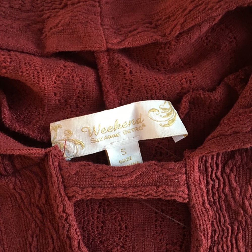 Weekend by Suzanne Betro burgundy tunic - Picture 4 of 7